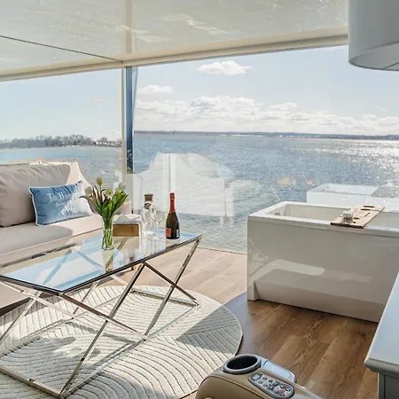 Ht Houseboats - Na Wodzie - Sauna, Motorowka, Rowerki Wodne * Мельно