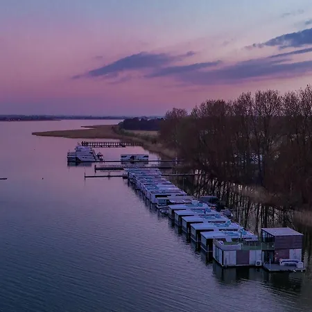 Ht Houseboats - Na Wodzie - Sauna, Motorowka, Rowerki Wodne Мельно