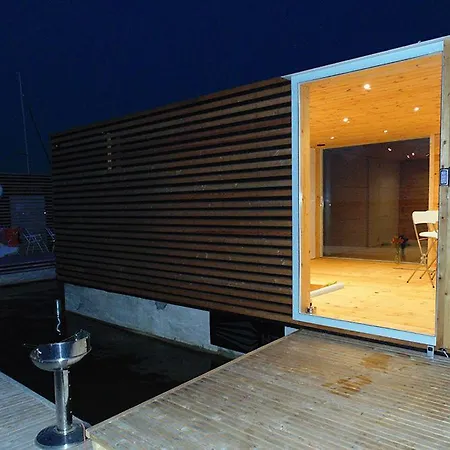 アパート Ht Houseboats - Na Wodzie - Sauna, View ミエルノ