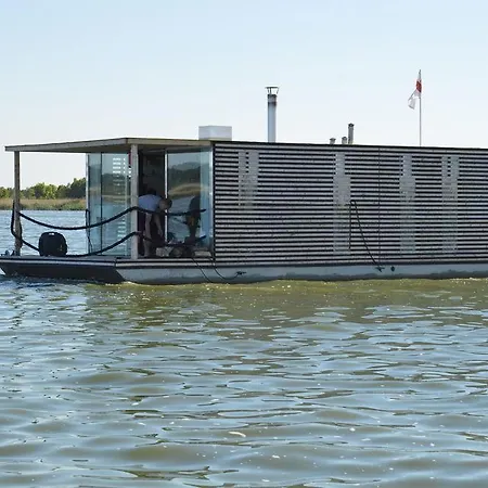 Ht Houseboats - Na Wodzie - Sauna, View アパート