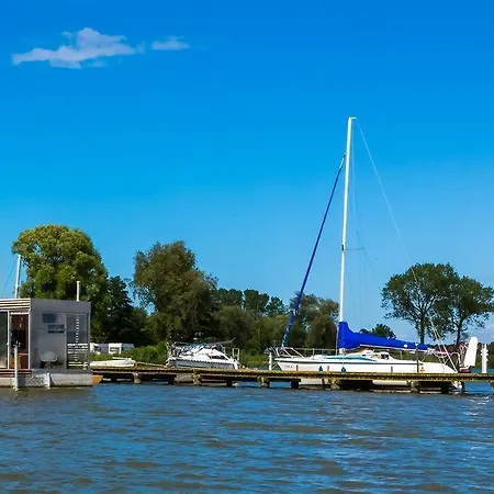 Ht Houseboats - Na Wodzie - Sauna, View アパート