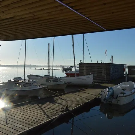 Ht Houseboats - Na Wodzie - Sauna, View アパート