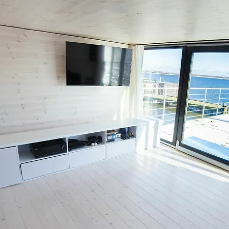 公寓 Ht Houseboats - Na Wodzie - Sauna, View 梅尔诺